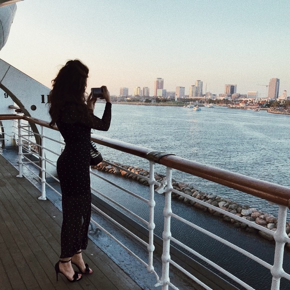 Meet your Posher, Heather - Picture 1 of 1